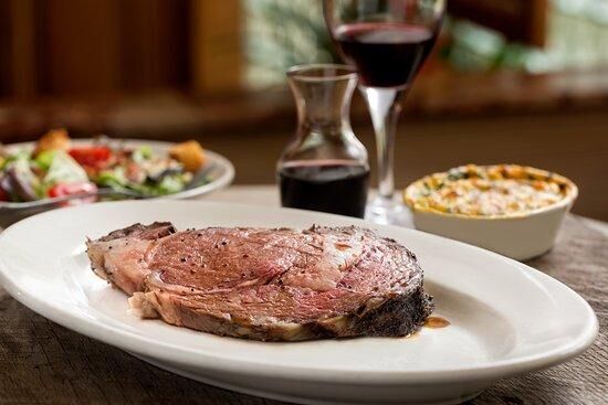 #5. Copper Cellar Restaurant